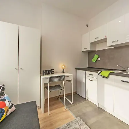 Rent - Ul. Smidowicza 63 * Γκντίνια